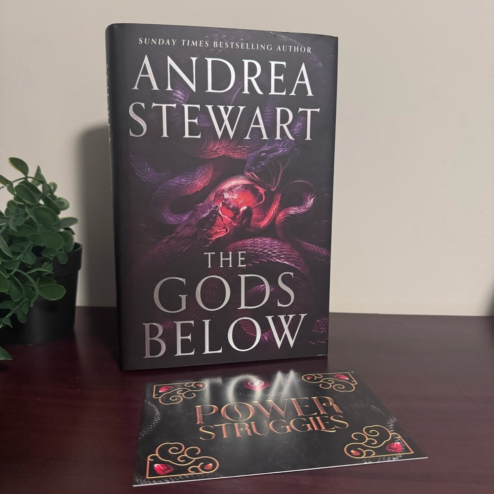🧚 Fairyloot Gods Below Andrea Stewart